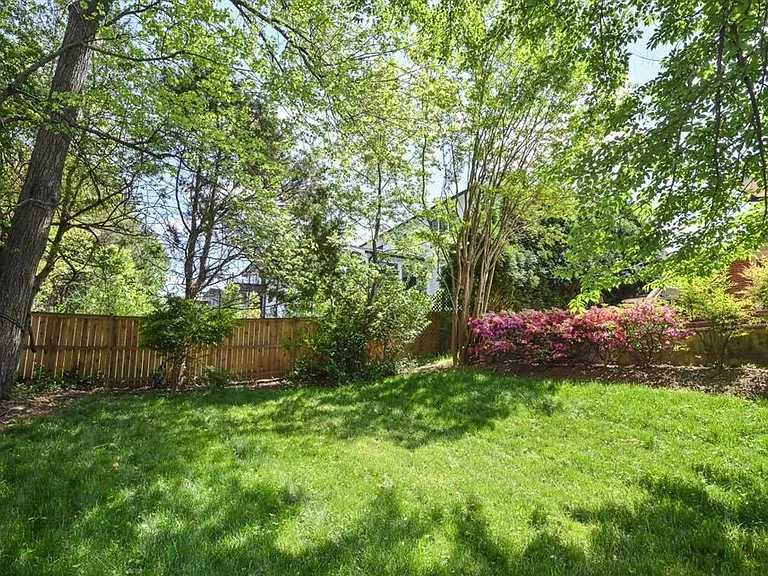 6520 Beverly Ave — Photo 38