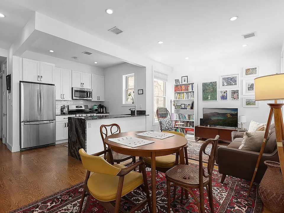 840 Franklin Ave #3F