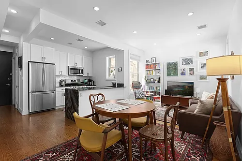 840 Franklin Ave #3F Photo 1