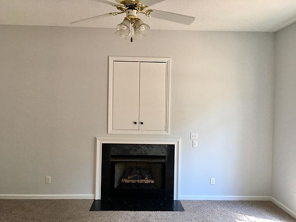 4th image of 330 Sandhill Circle
