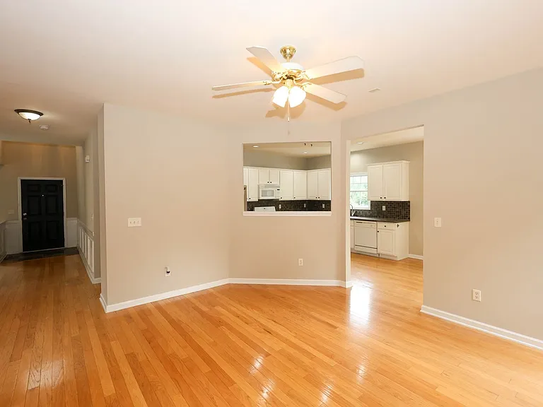 2895 Haynes Club Cir SW — Photo 22