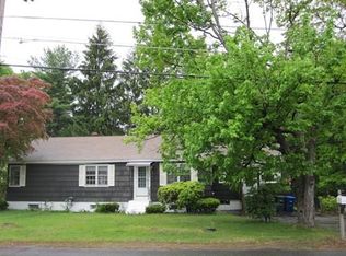296 Litchfield St, Leominster, MA 01453