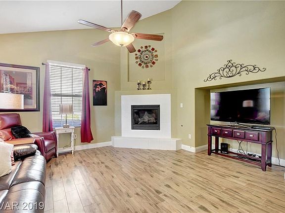 5th image of 10614 Firebush Dr