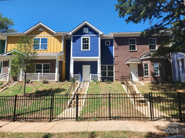 2117 Madrid St, Charlotte, NC 28216