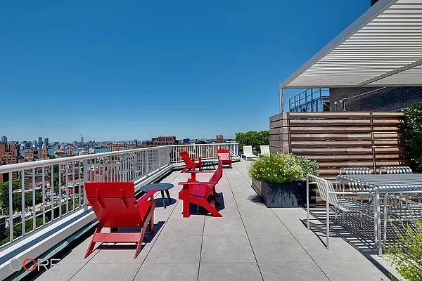 Sold by CORE | media 16