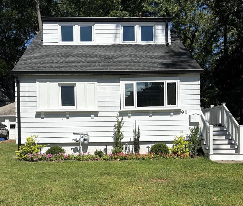 91 Columbus Dr