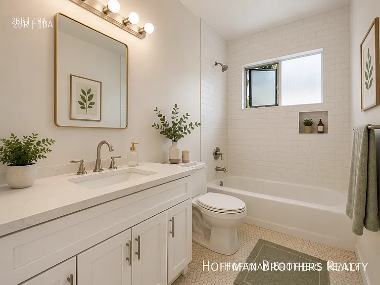 11153 La Maida St — Photo 5