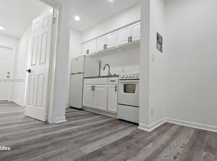 417 NW 2nd Ave #2, Hallandale, FL 33009