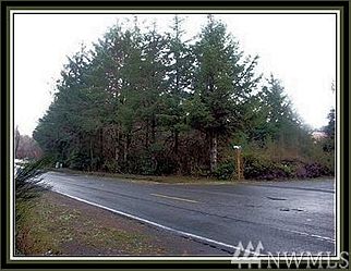 2nd image of 761 Duck Lake Dr SE