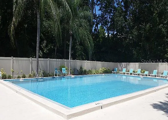 160 Joanne Pl — Photo 34