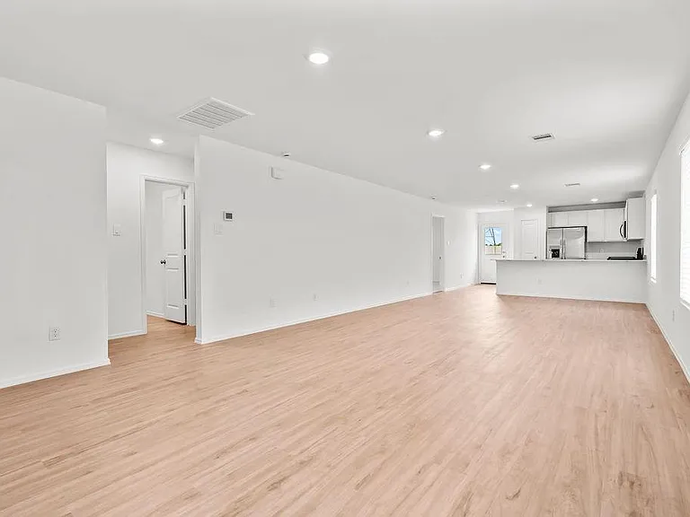 7507 Birch Harvest Dr — Photo 18