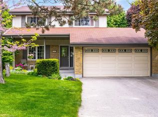 111 Somerset Dr, Brampton, ON L6Z1C3