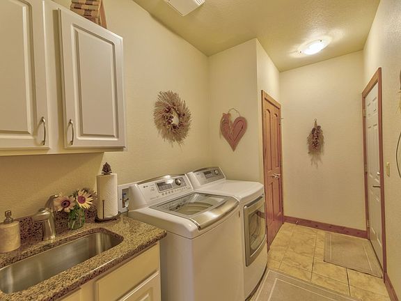 4th image of 3512 Hayford Ave