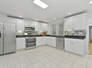 144 Salem St, Boston, MA 02113