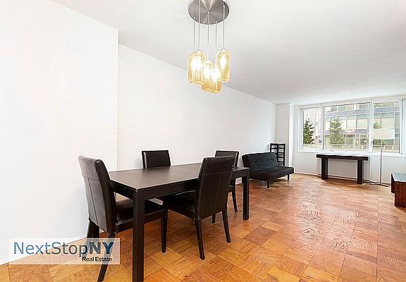 4th image of 245 E 54th St APT 4N