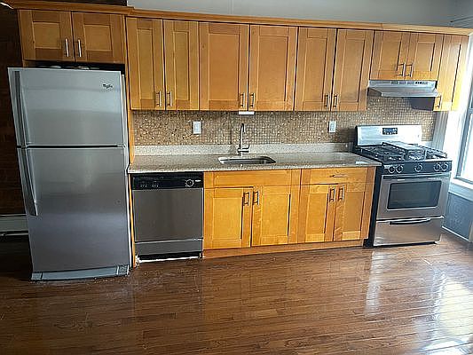 1st image of 412 E 116th St #6B