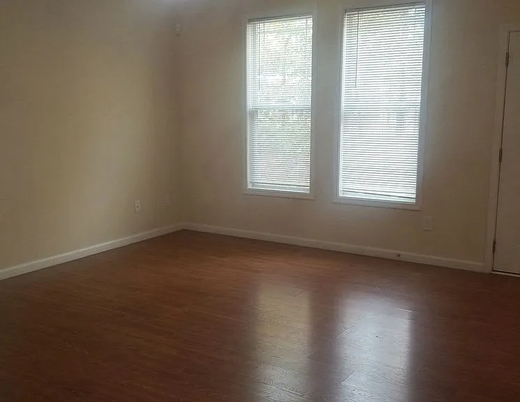 1518 Persimmon Trce — Photo 4