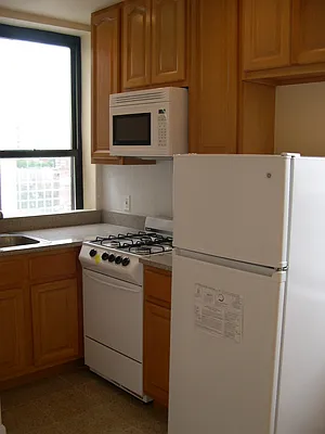 Rented by J Misrahi Realty Corp | media 39