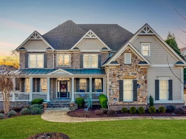 307 Carmichael Cir, Canton, GA 30115