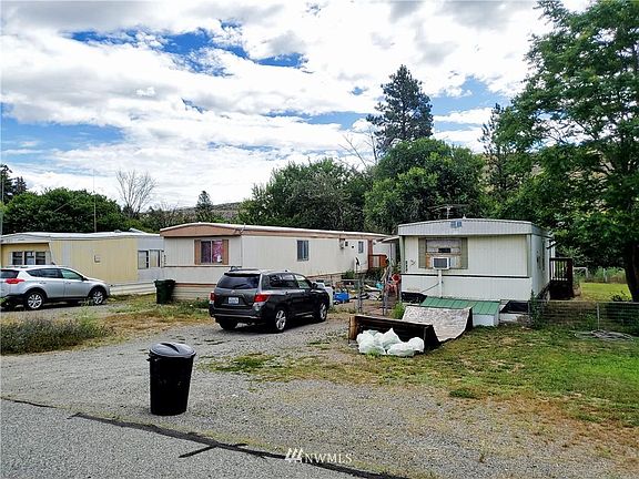 3rd image of 407 River Ave