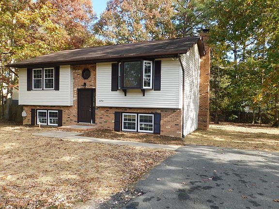2nd image of 10701 Holleybrooke Dr