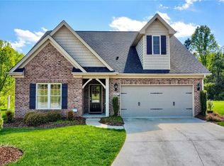 2017 Emilia Ct, High Point, NC 27262