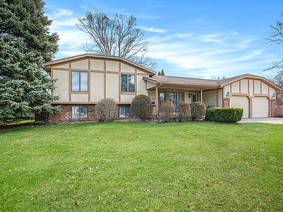 2nd image of 5420 Palm Dale Ct SW