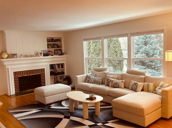 4513 Claremore Ct, Edina, MN 55435