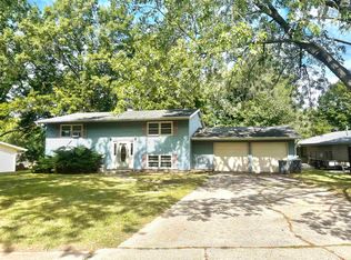 4612 Linder Pl, Rockford, IL 61107