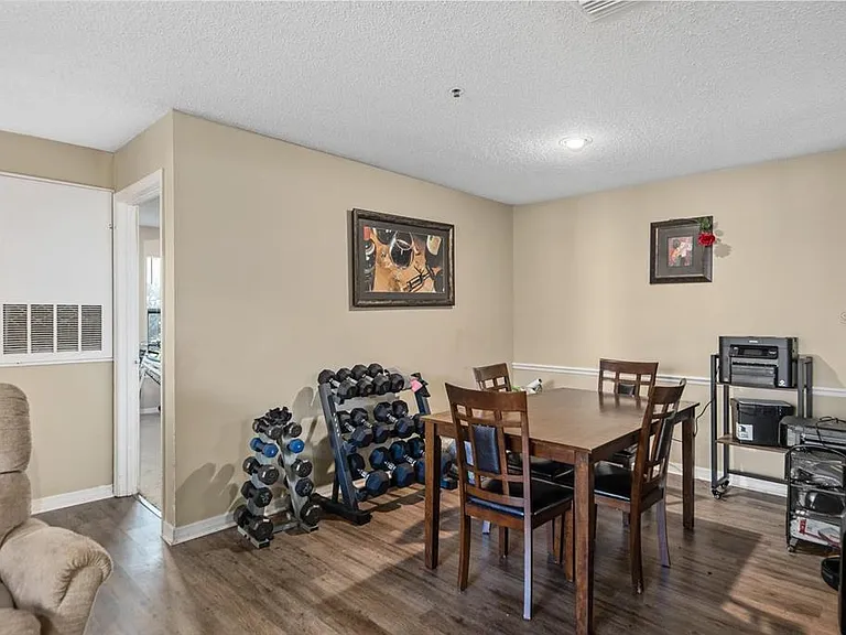 4045 Crockers Lake Blvd #11 — Photo 7
