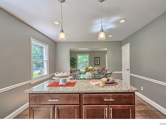 5th image of 491 Crabtree Ct
