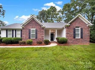 207 General Beauregard St, Stanley, NC 28164