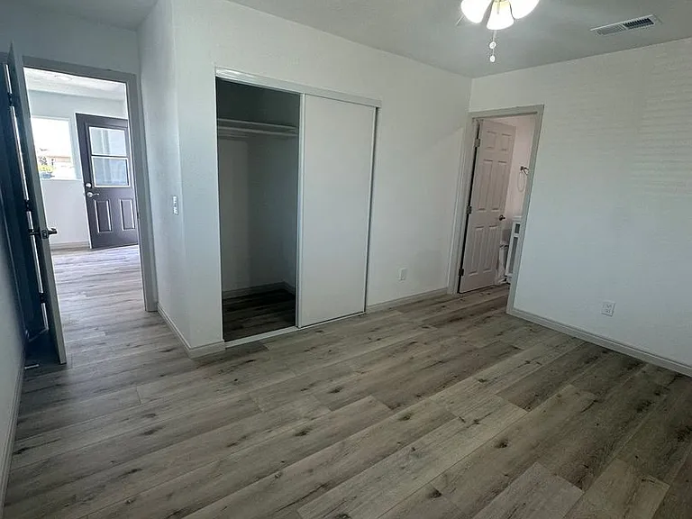 202-204 Calla Ave — Photo 31