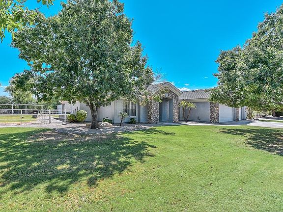5th image of 7809 N 161st Ave