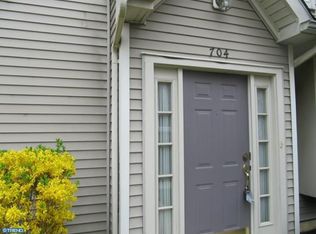 704 Coventry Way #704, Mount Laurel, NJ 08054