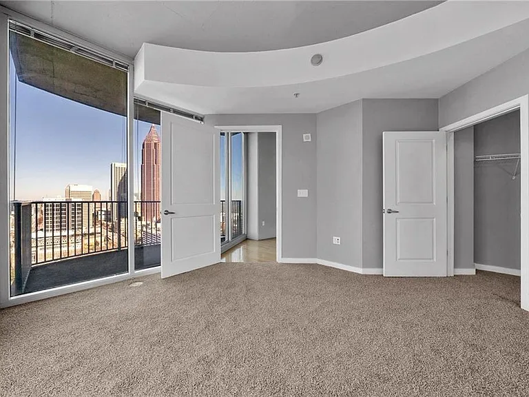 400 W Peachtree St NW #2504 — Photo 15