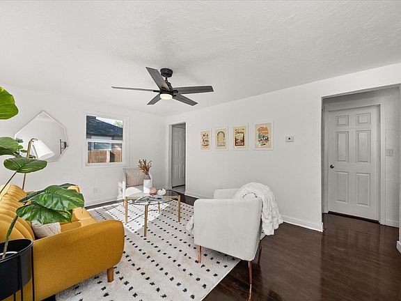 3rd image of 2508 W Wellesley Ave