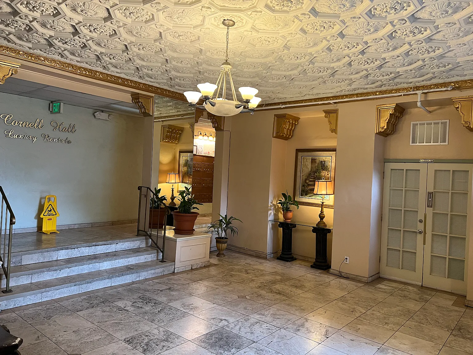 1 bed, 925 sqft, $1,949 — Photo 3
