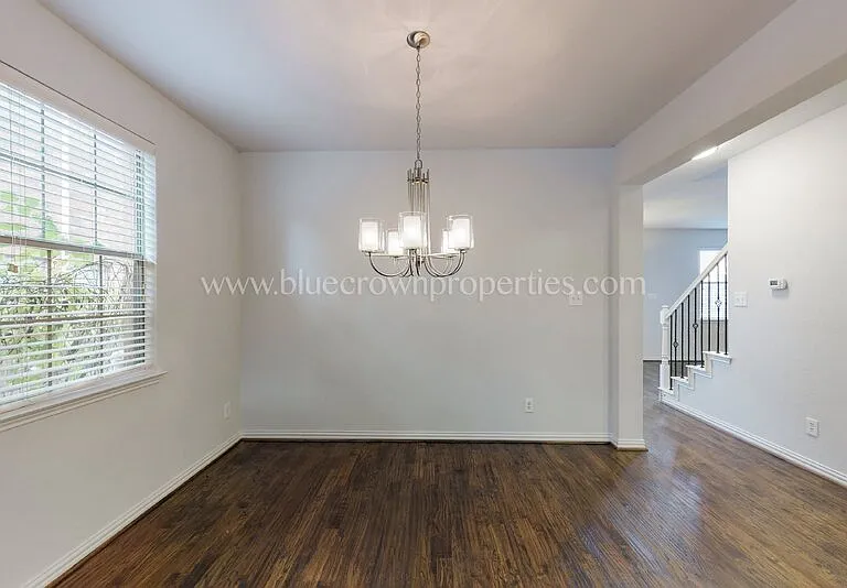 3208 Grant St — Photo 10