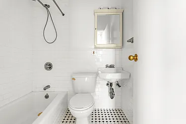 Rented by Brownstone Property Group