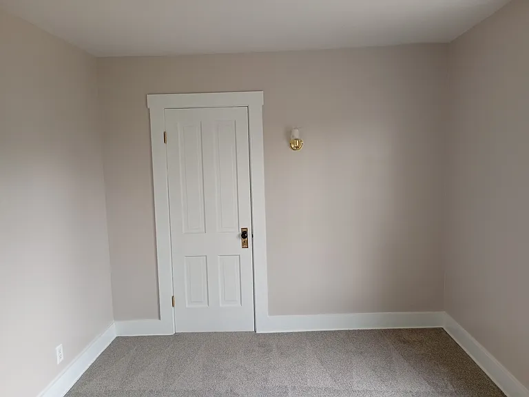 501 W Main St — Photo 14
