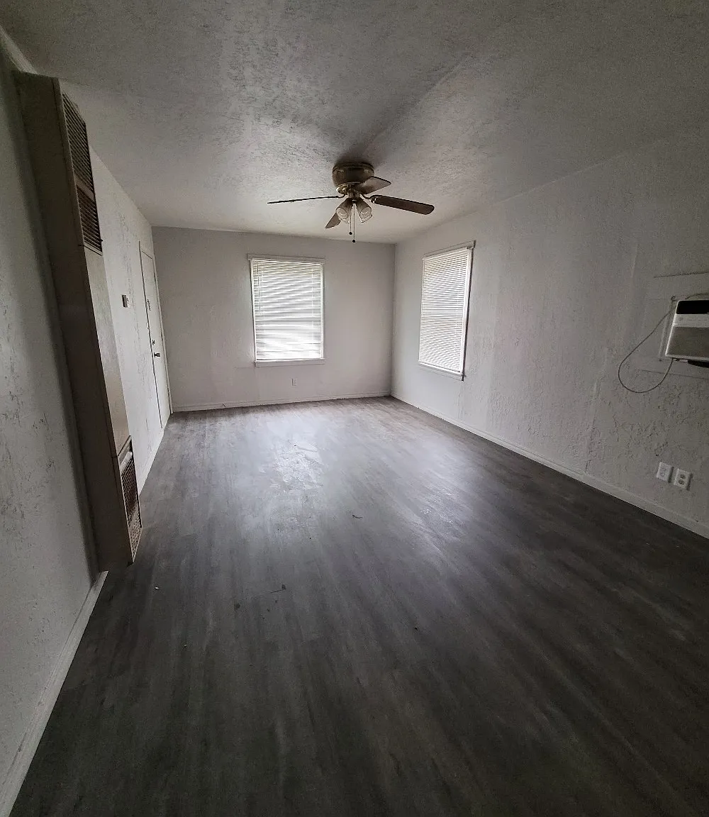 408 N. 1st Street - 1 — Photo 3