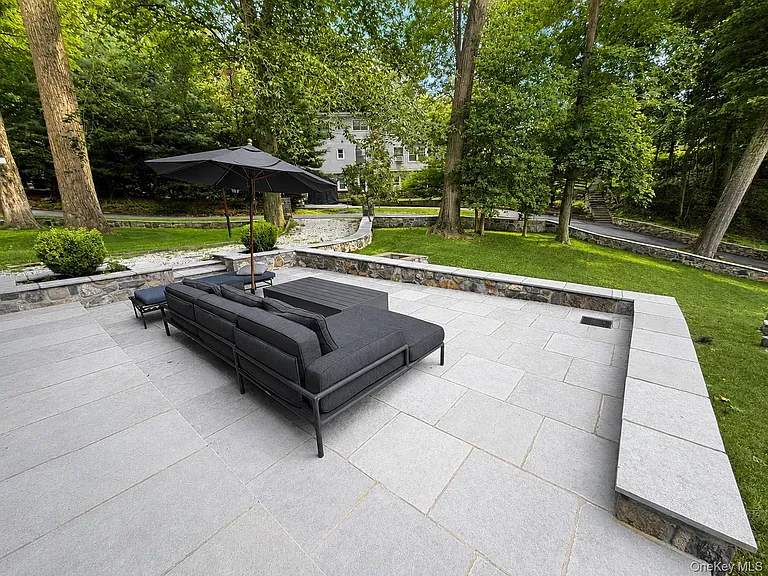 18 Kirk Lake Dr — Photo 24