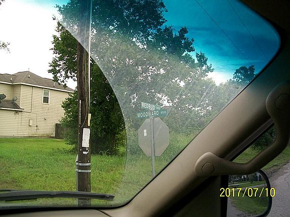Nearby cross-street