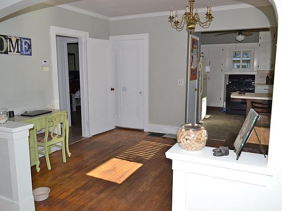 4th image of 34 Wesley St SE
