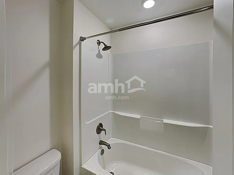 4436 Reisswood Loop — Photo 15