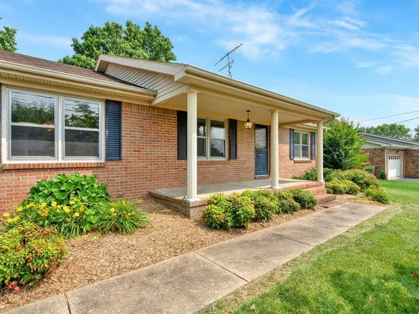 916 Elizabeth Dr, Hopkinsville, KY 42240