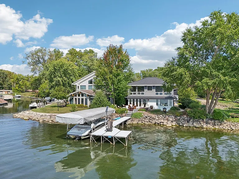 2800 Tomahawk Ct — Photo 1
