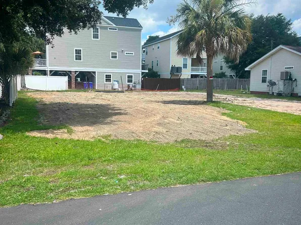 330 Lakeside Dr., Surfside Beach, SC 29575