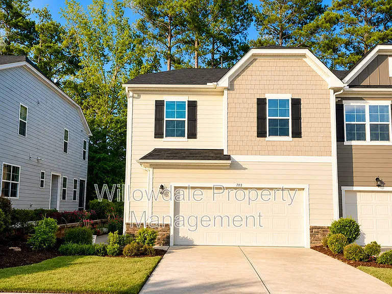203 Gremar Dr — Photo 1